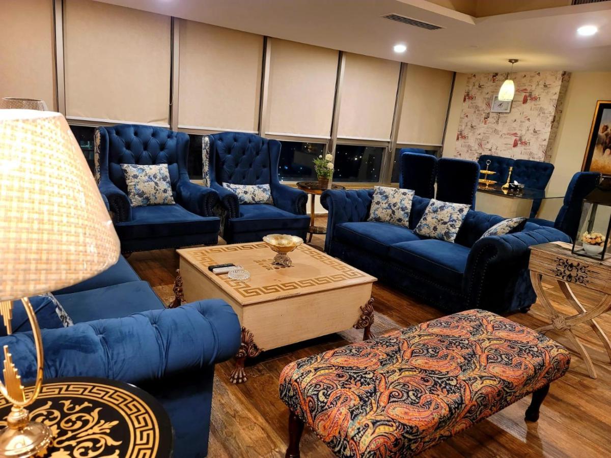 Royal Residencia Centaurus Apartment Исламабад Екстериор снимка