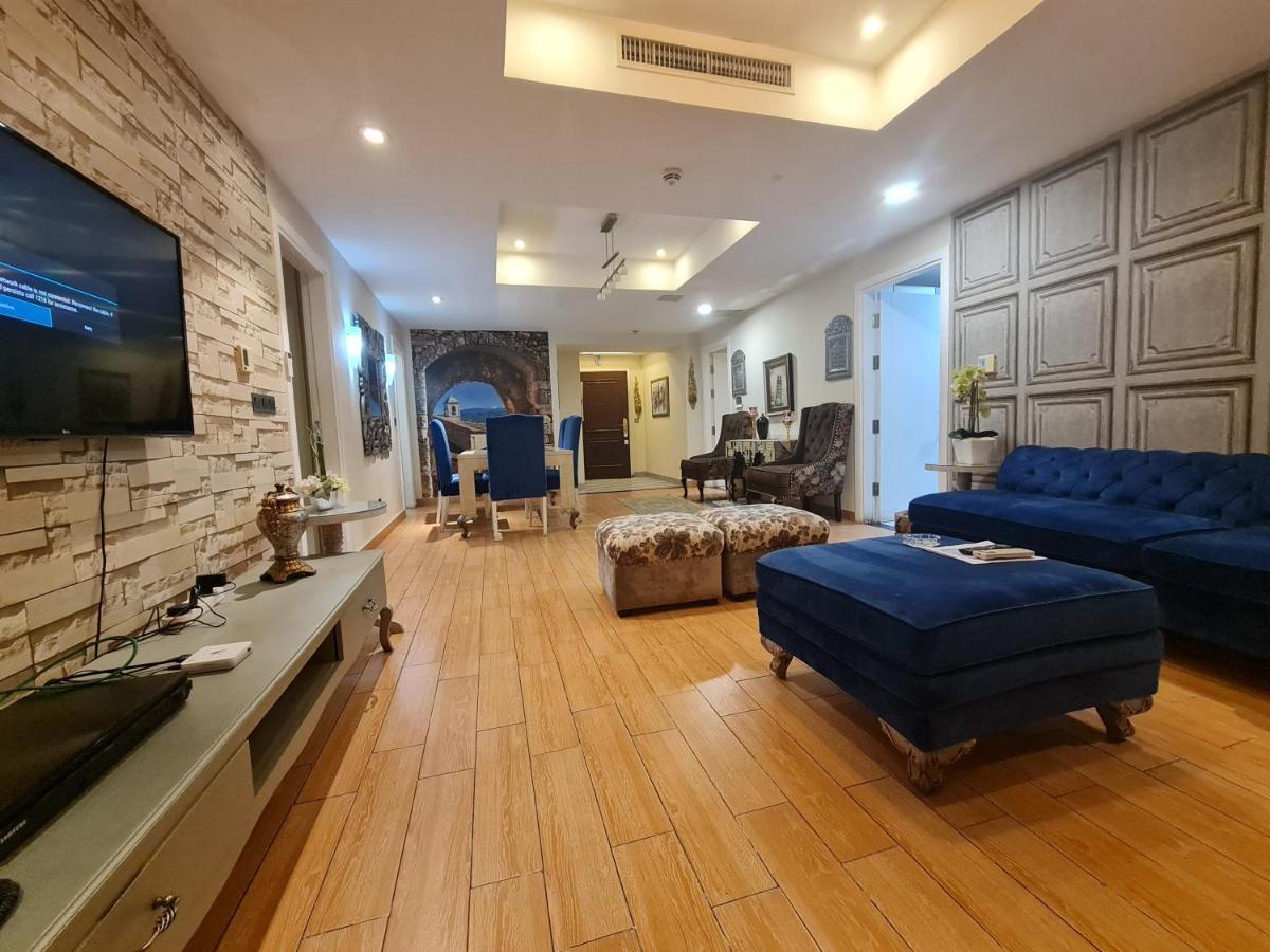 Royal Residencia Centaurus Apartment Исламабад Екстериор снимка