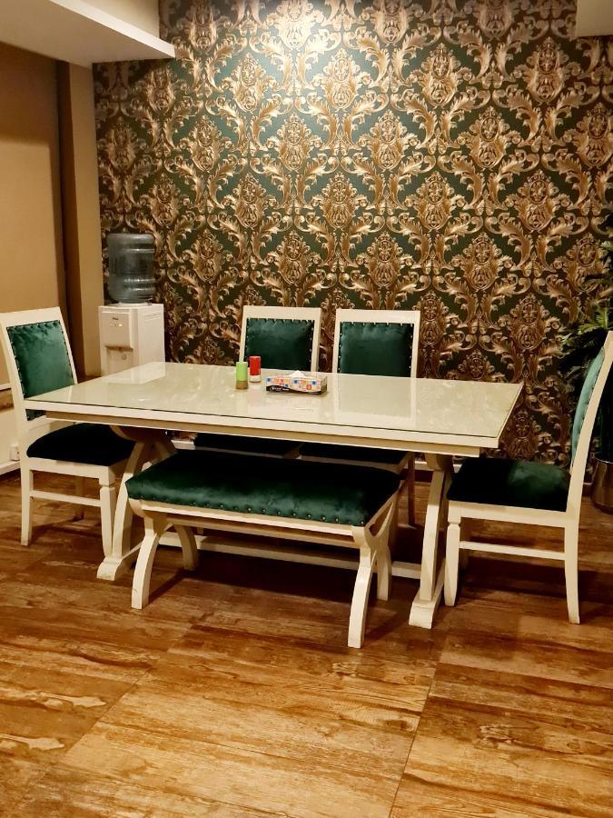 Royal Residencia Centaurus Apartment Исламабад Екстериор снимка