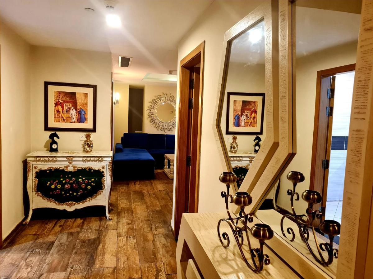 Royal Residencia Centaurus Apartment Исламабад Екстериор снимка