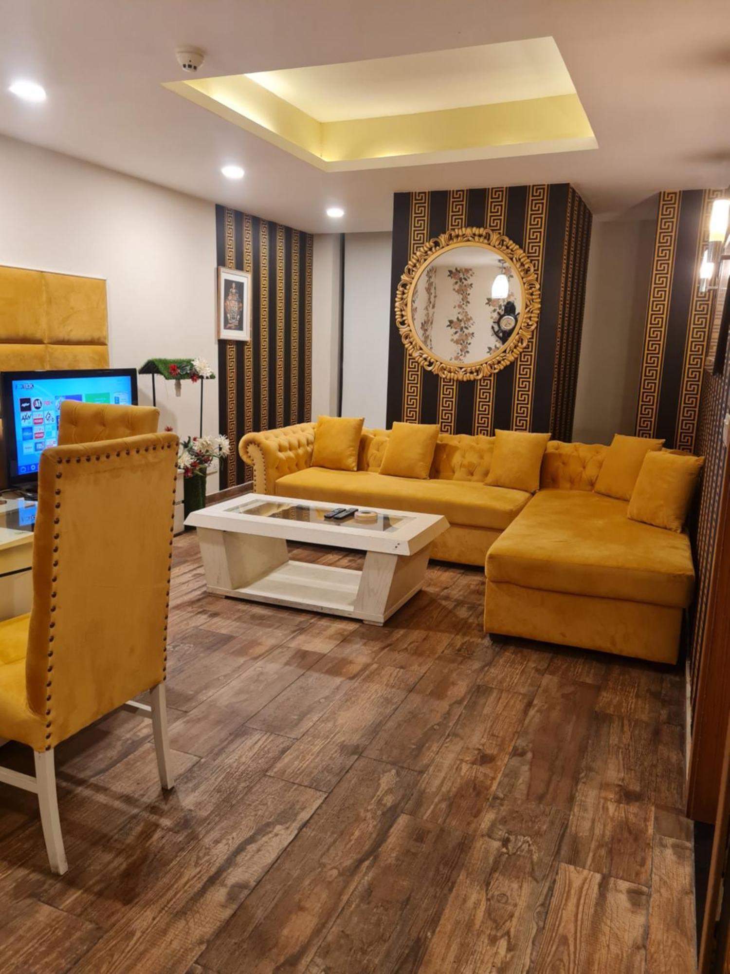 Royal Residencia Centaurus Apartment Исламабад Стая снимка